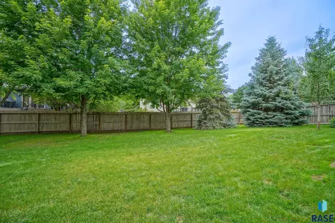 513 E Switch Grass Trl, Brandon, SD 57005 photo 46