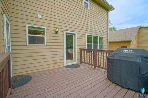 513 E Switch Grass Trl, Brandon, SD 57005 photo 42