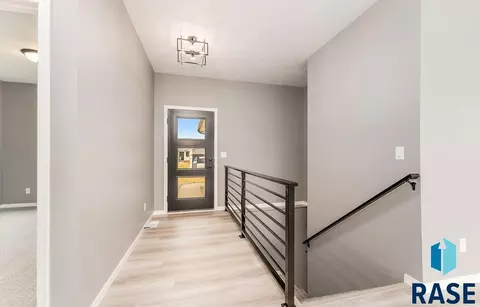 Entry Way - 5409 E Brennan Dr, Sioux Falls, SD 57110 photo 1 of 1