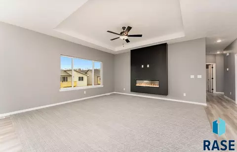 Living - 5409 E Brennan Dr, Sioux Falls, SD 57110 photo 2 of 4