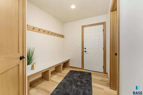 Entry Way - 1225 Poplar Ave, Tea, SD 57064 photo 1 of 1