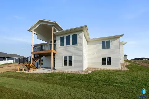 4205 N Interlachen Trl, Sioux Falls, SD 57107 photo 40