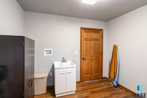 507 Nebraska St, Centerville, SD 57014 photo 22