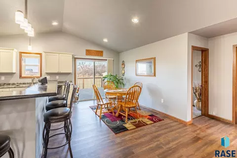 507 Nebraska St, Centerville, SD 57014 photo 11