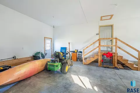 507 Nebraska St, Centerville, SD 57014 photo 34