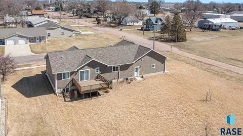 507 Nebraska St, Centerville, SD 57014 photo 4