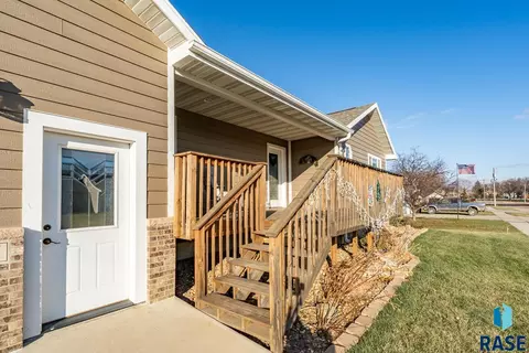 507 Nebraska St, Centerville, SD 57014 photo 5