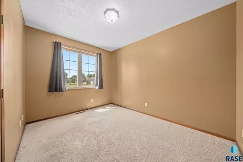 7408 W 58th St, Sioux Falls, SD 57106 photo 27
