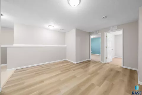 7408 W 58th St, Sioux Falls, SD 57106 photo 32