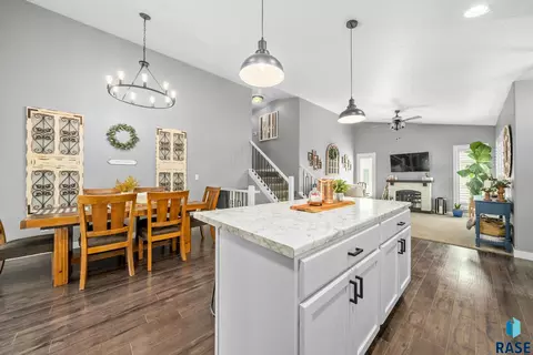 6805 E Dugout Ln, Sioux Falls, SD 57110 photo 13