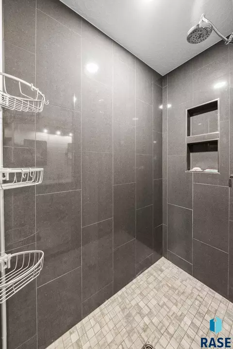 6805 E Dugout Ln, Sioux Falls, SD 57110 photo 26