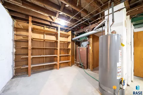 119 N Cedar St, Canton, SD 57013 photo 30