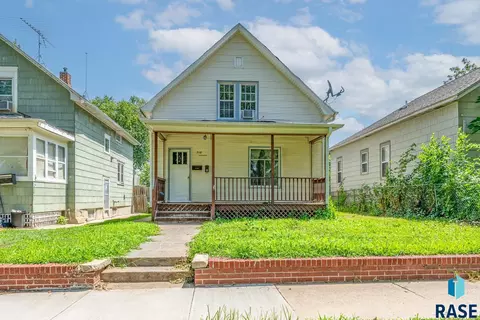 710 S Walts Ave, Sioux Falls, SD 57104