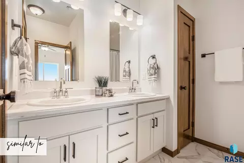 2503 E Cama Pl, Sioux Falls, SD 57108 photo 8
