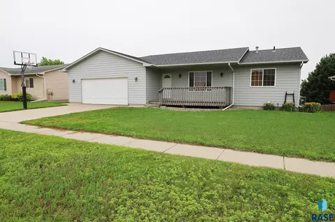 503 David Ave, Baltic, SD 57003 photo 1