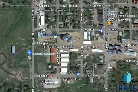 207 S Western Ave, Hartford, SD 57033