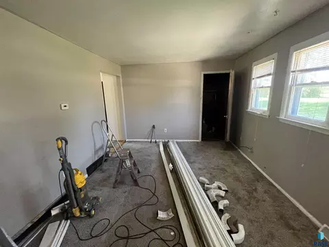 1941 E 34th St N, Sioux Falls, SD 57104 photo 7
