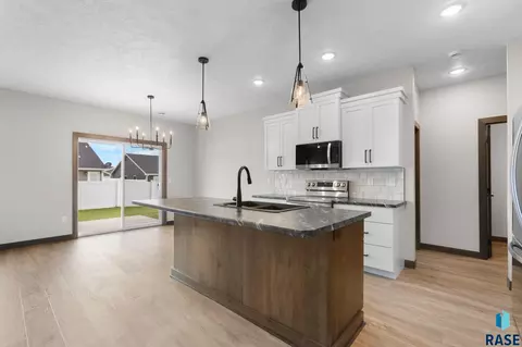 212 E Ivy Rd, Tea, SD 57064 photo 13
