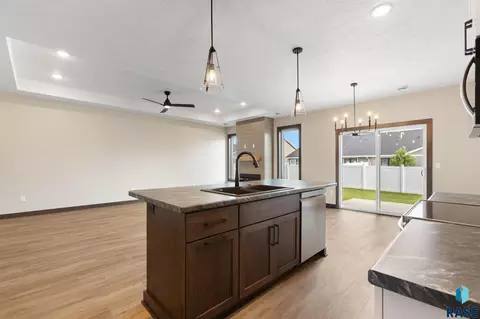212 E Ivy Rd, Tea, SD 57064 photo 15