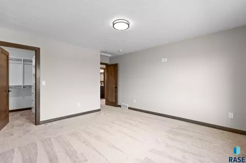 212 E Ivy Rd, Tea, SD 57064 photo 38