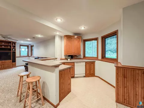 611 E 61st St, Sioux Falls, SD 57108 photo 57