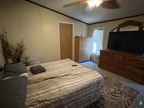 6404 W Nuthatch Pl, Sioux Falls, SD 57107 photo 17