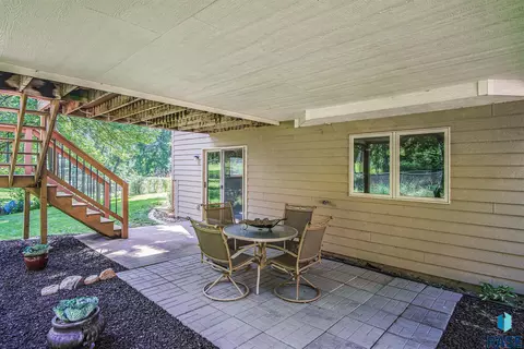 1402 S Lighthouse Pl, Sioux Falls, SD 57103 photo 25