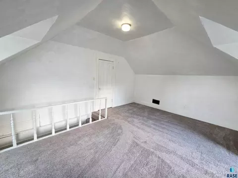 217 N Perry Ave, Colman, SD 57017 photo 21