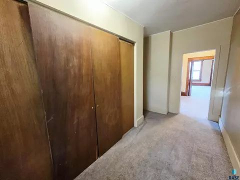 217 N Perry Ave, Colman, SD 57017 photo 11