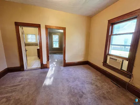 217 N Perry Ave, Colman, SD 57017 photo 10