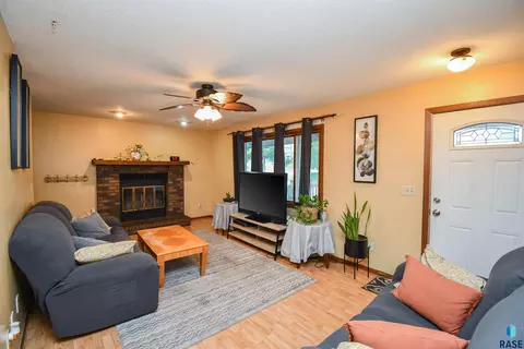 2004 E Madison St, Sioux Falls, SD 57103 photo 13