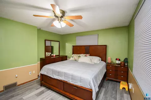 2004 E Madison St, Sioux Falls, SD 57103 photo 17