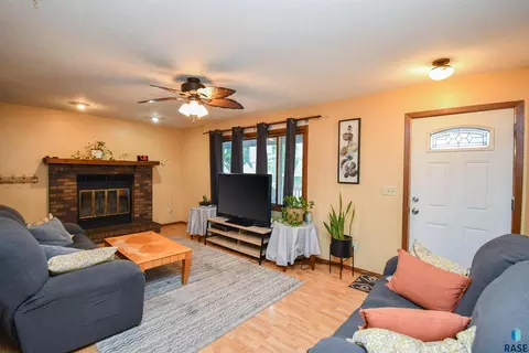 2004 E Madison St, Sioux Falls, SD 57103 photo 12