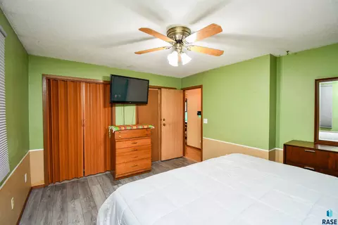 2004 E Madison St, Sioux Falls, SD 57103 photo 18