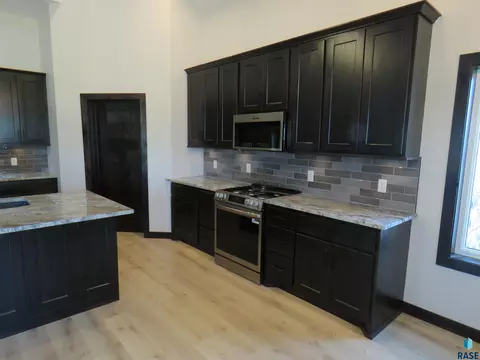 46601 Epic St, Tea, SD 57064 photo 11