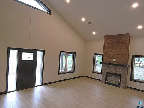 46601 Epic St, Tea, SD 57064 photo 6