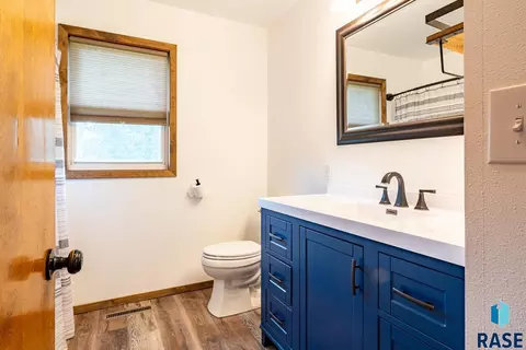 403 S Broadway St, Canton, SD 57013 photo 14