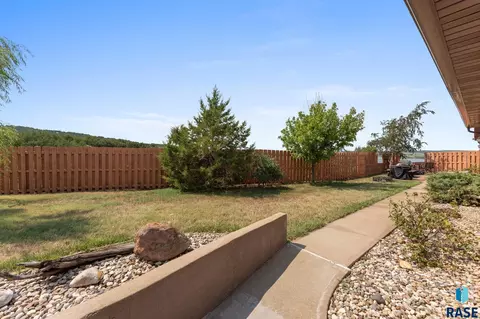 Exterior - 24269 State 50 Hwy, Chamberlain, SD 57325 photo 2 of 5