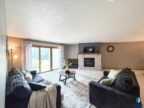 4601 S Oxbow Ave #203, Sioux Falls, SD 57106 photo 4