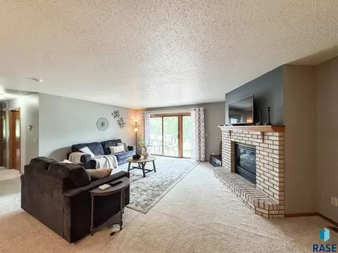 4601 S Oxbow Ave #203, Sioux Falls, SD 57106 photo 3