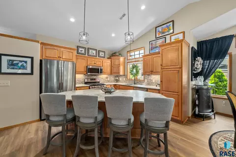 Kitchen - 722 E 70th Pl #722, Sioux Falls, SD 57108 photo 3 of 16