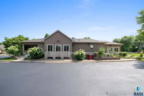 Exterior - 722 E 70th Pl #722, Sioux Falls, SD 57108 photo 24 of 25