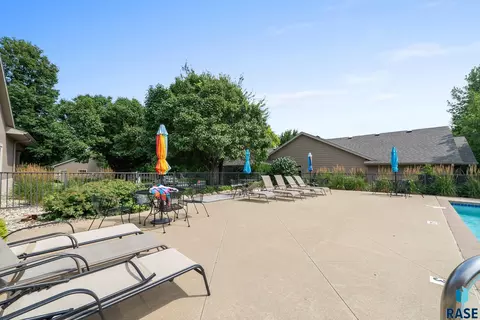 Exterior - 722 E 70th Pl #722, Sioux Falls, SD 57108 photo 18 of 25