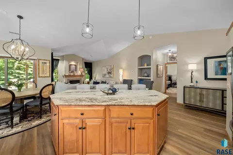 Kitchen - 722 E 70th Pl #722, Sioux Falls, SD 57108 photo 13 of 16