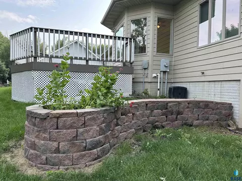 1020 S Dewald St, Freeman, SD 57029 photo 19
