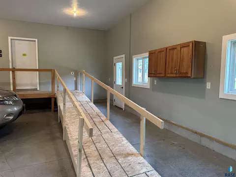 1020 S Dewald St, Freeman, SD 57029 photo 86