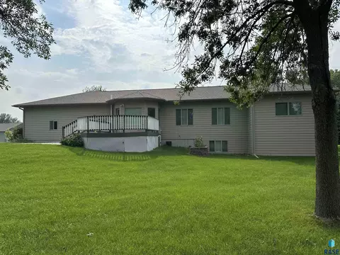 1020 S Dewald St, Freeman, SD 57029 photo 12