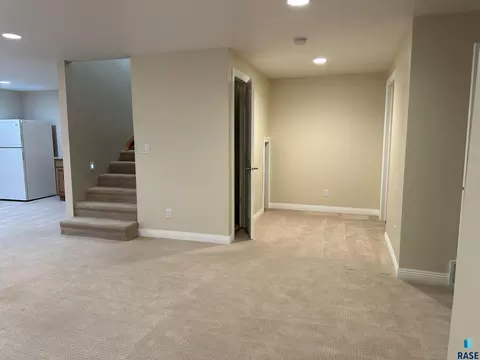 1020 S Dewald St, Freeman, SD 57029 photo 60