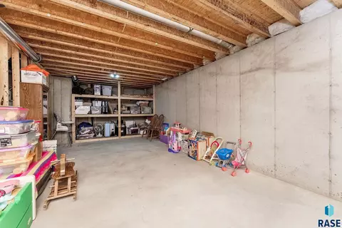 908 Oak Ridge Rd, Dell Rapids, SD 57022 photo 19