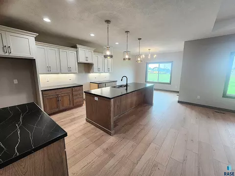 Kitchen - 431 E Center Ave, Salem, SD 57058 photo 2 of 3